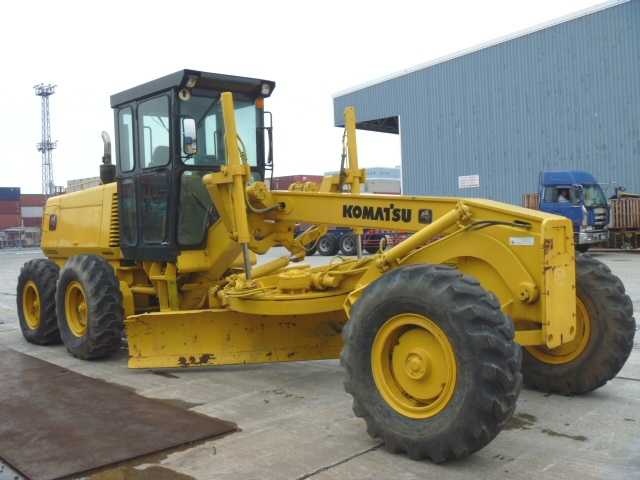 Аренда Автогрейдер KOMATSU GD 650 