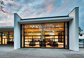Ворота алюминиевые с остеклением крупногабаритные ALR 67 Thermo Glazing - Hörmann