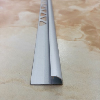 Кромочный овальный профиль O12 серебро 2.7 метра