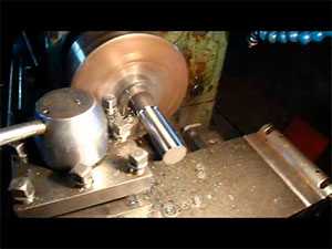 Токарная обработка металла на токарно-винторезном станке